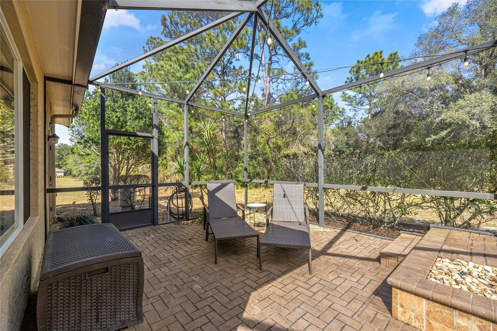 Image 45 of property listing at 17819 SW 61ST LANE ROAD, Dunnellon, FL 34432