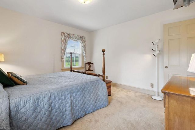 32391 S Main ST, Boykins, VA 23827