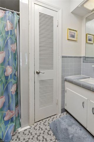 32391 S Main ST, Boykins, VA 23827