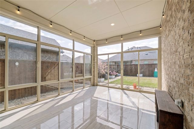 2614 High Bluff Drive, Mansfield, TX 76063