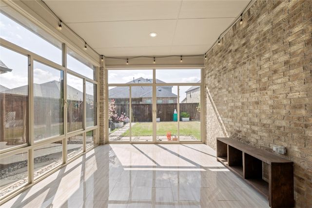 2614 High Bluff Drive, Mansfield, TX 76063