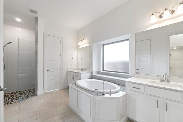 2614 High Bluff Drive, Mansfield, TX 76063