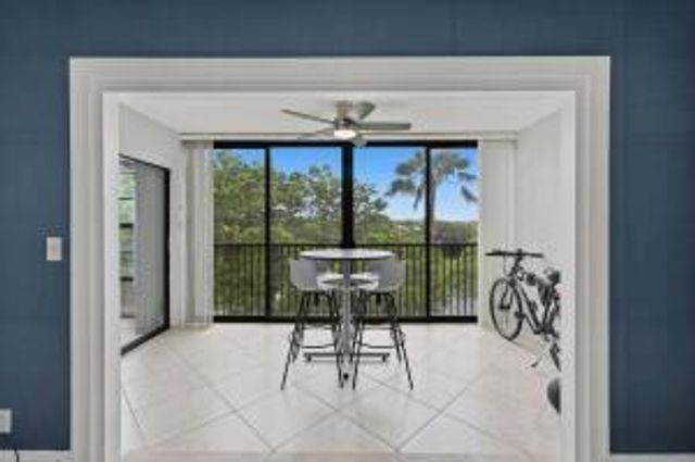2206 S Cypress Bend Drive 401, Pompano Beach, FL 33069