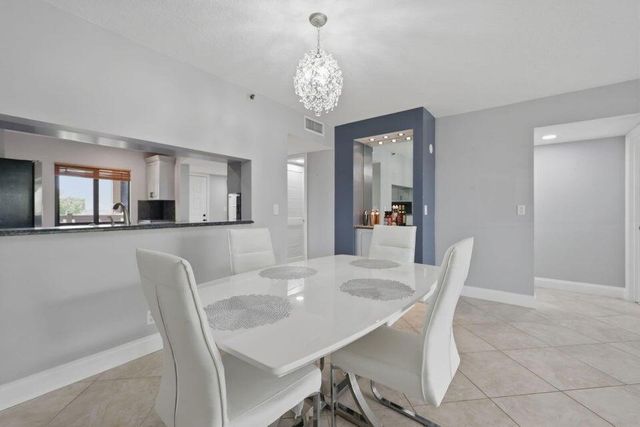 2206 S Cypress Bend Drive 401, Pompano Beach, FL 33069