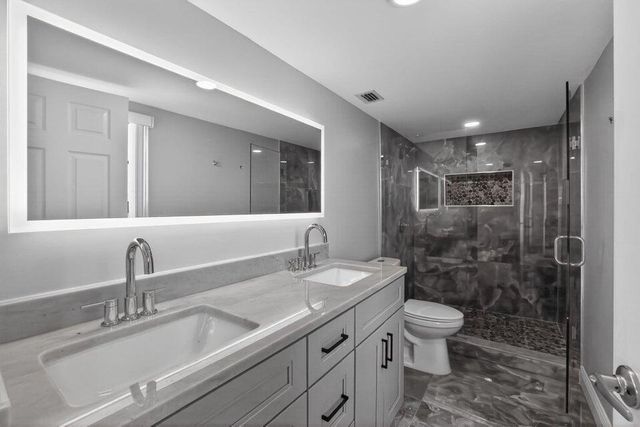 2206 S Cypress Bend Drive 401, Pompano Beach, FL 33069