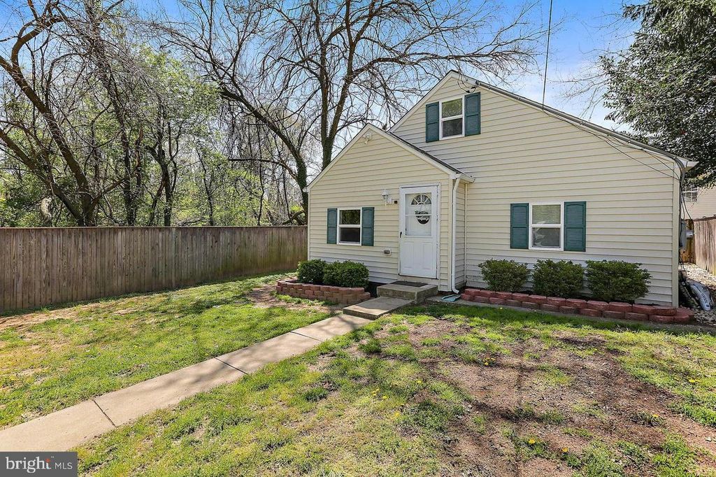 215 SYCAMORE, Curtis Bay, MD 21226