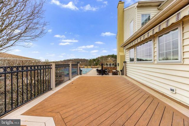 14821 HUNTING WAY, Phoenix, MD 21131