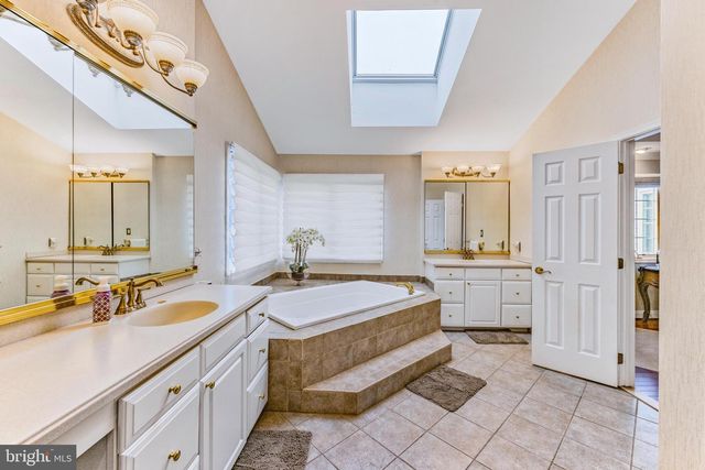 14821 HUNTING WAY, Phoenix, MD 21131