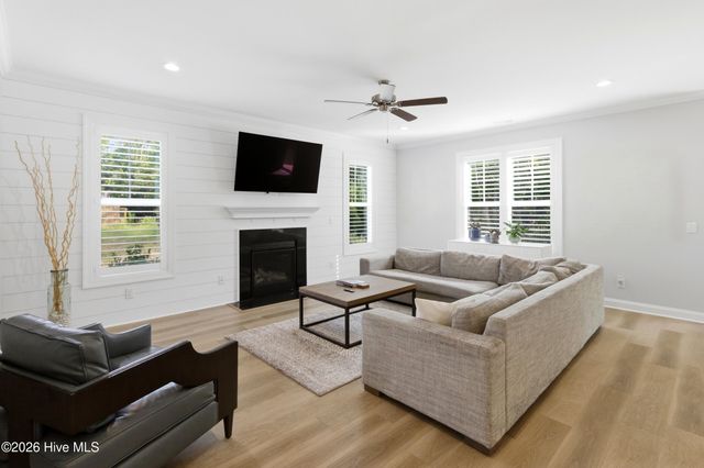 165 Tilloo Cut Way, Hampstead, NC 28443