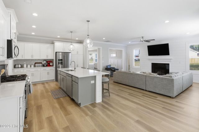 165 Tilloo Cut Way, Hampstead, NC 28443