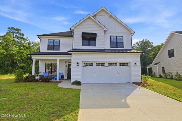 165 Tilloo Cut Way, Hampstead, NC 28443