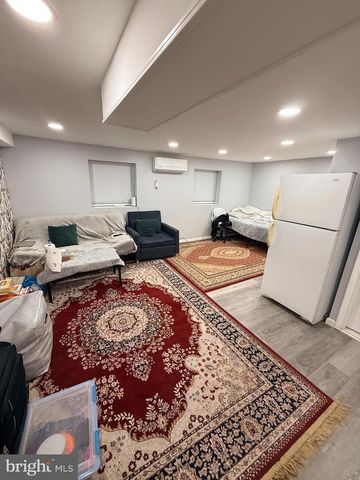 426 PARLIN ST, Philadelphia, PA 19116