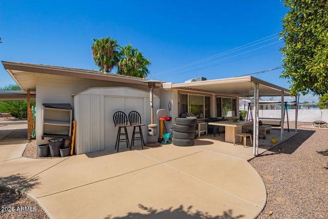 427 N 55TH Place, Mesa, AZ 85205