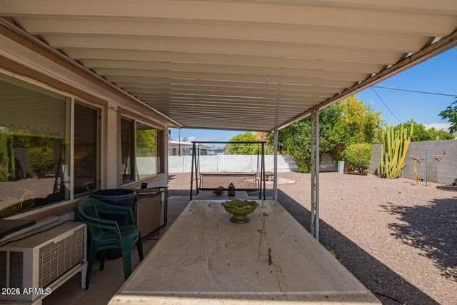 427 N 55TH Place, Mesa, AZ 85205
