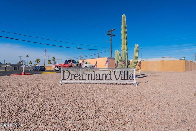 427 N 55TH Place, Mesa, AZ 85205