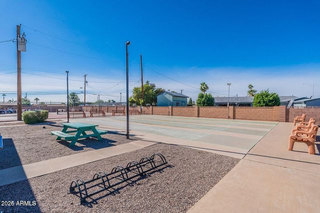 427 N 55TH Place, Mesa, AZ 85205