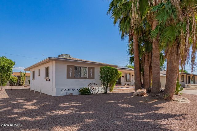 427 N 55TH Place, Mesa, AZ 85205
