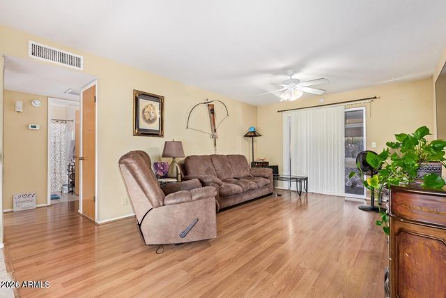427 N 55TH Place, Mesa, AZ 85205