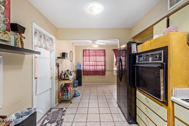 427 N 55TH Place, Mesa, AZ 85205