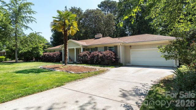434 Blairmore Drive, Charlotte, NC 28211