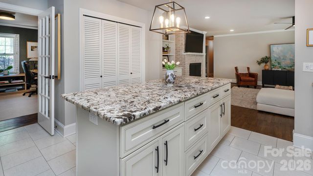 434 Blairmore Drive, Charlotte, NC 28211