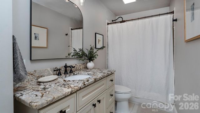 434 Blairmore Drive, Charlotte, NC 28211