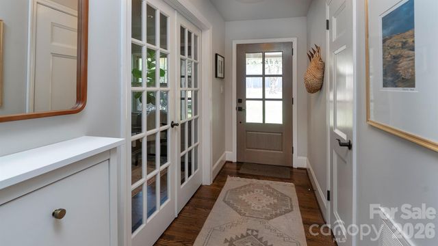 434 Blairmore Drive, Charlotte, NC 28211
