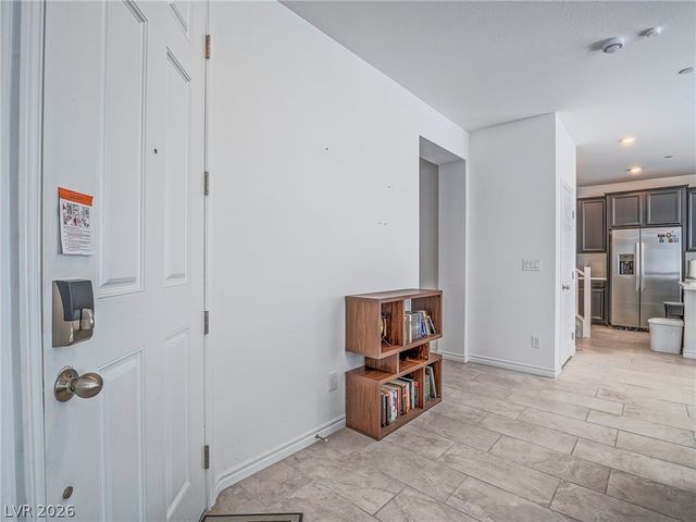 7236 North Decatur Boulevard 4, Las Vegas, NV 89084