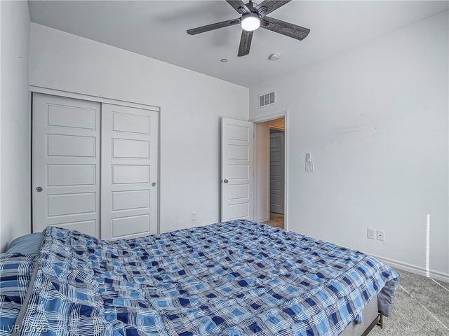 7236 North Decatur Boulevard 4, Las Vegas, NV 89084