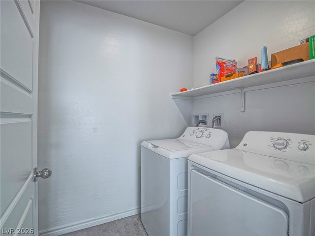 7236 North Decatur Boulevard 4, Las Vegas, NV 89084