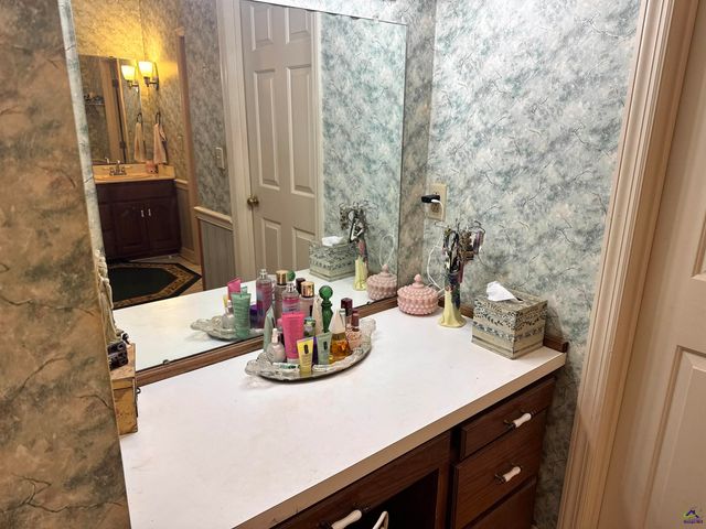 214 River North Circle, Macon, GA 31211