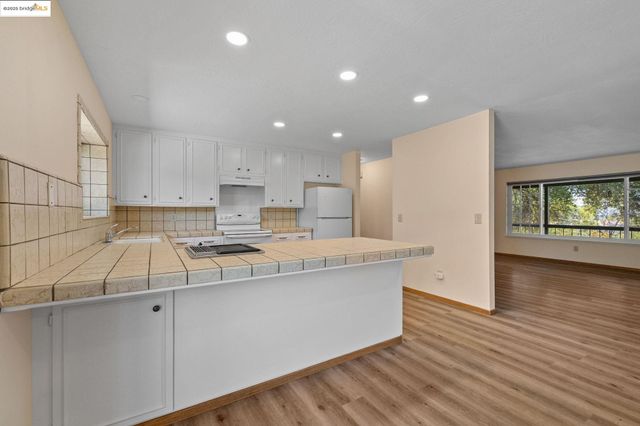 18191 Via Serena, Sonora, CA 95370