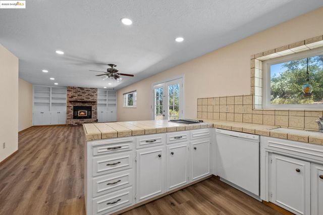 18191 Via Serena, Sonora, CA 95370