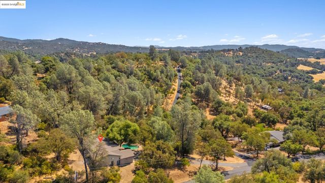 18191 Via Serena, Sonora, CA 95370