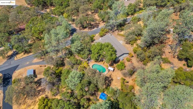 18191 Via Serena, Sonora, CA 95370