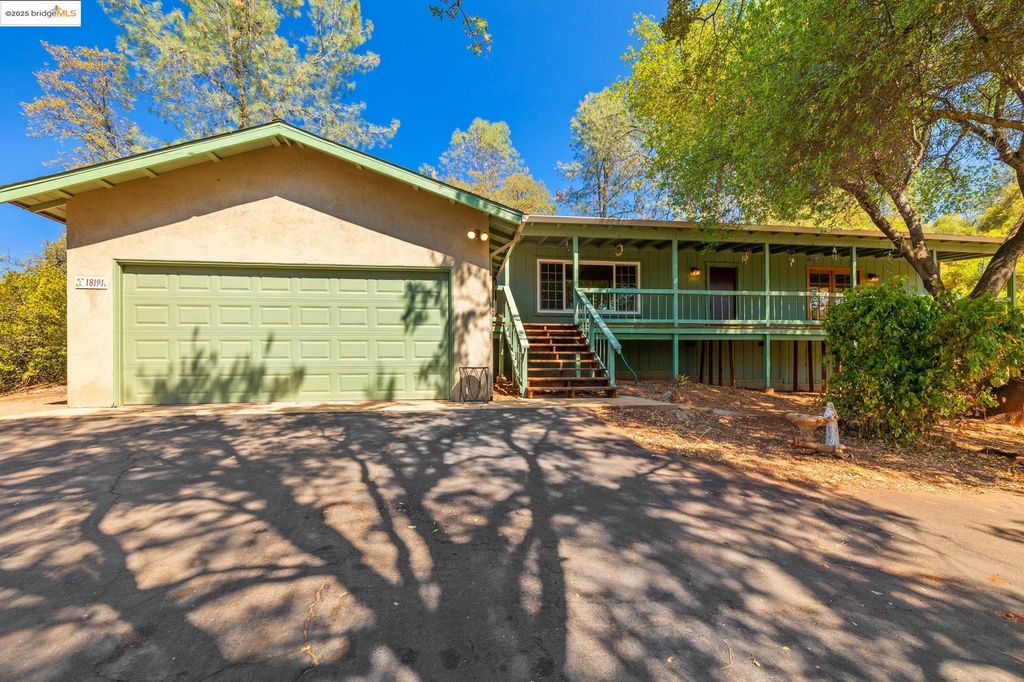 18191 Via Serena, Sonora, CA 95370