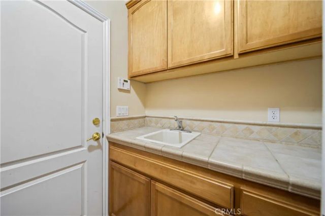 241 W Quail Drive, Palmdale, CA 93551