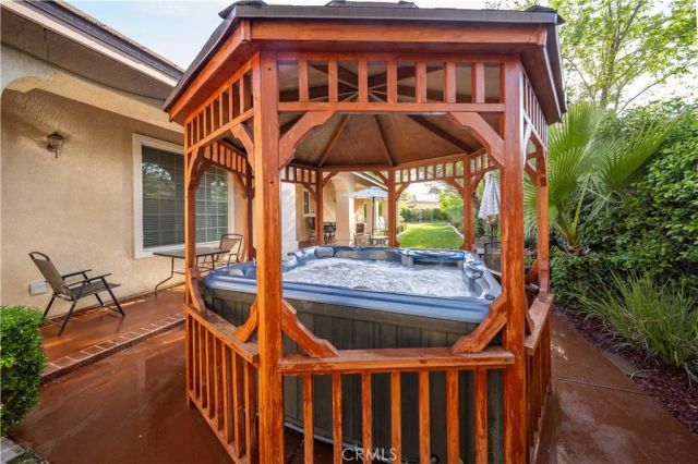 241 W Quail Drive, Palmdale, CA 93551