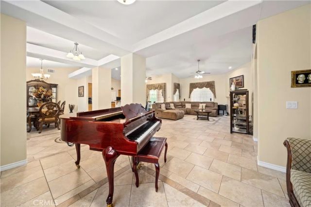 241 W Quail Drive, Palmdale, CA 93551