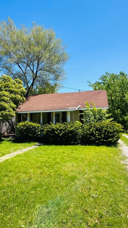 4405 Fairview Avenue, Downers Grove, IL 60515
