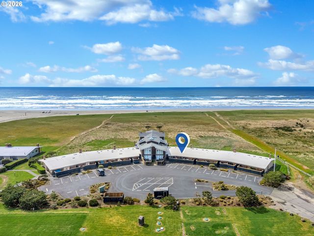 101 13TH St 211, Gearhart, OR 97138