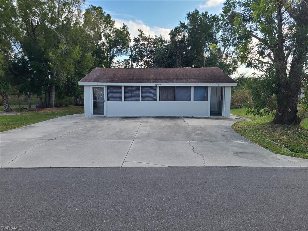 12919 1st ST, Fort Myers, FL 33905