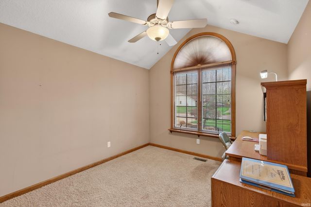 221 Ballenshire Lane, Kendallville, IN 46755