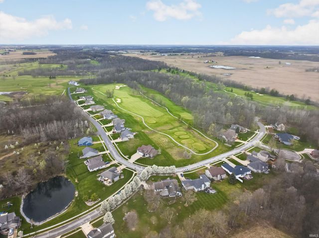 221 Ballenshire Lane, Kendallville, IN 46755