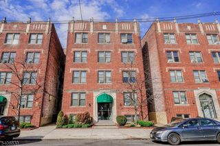 803 Avenue A, Bayonne City, NJ 07002