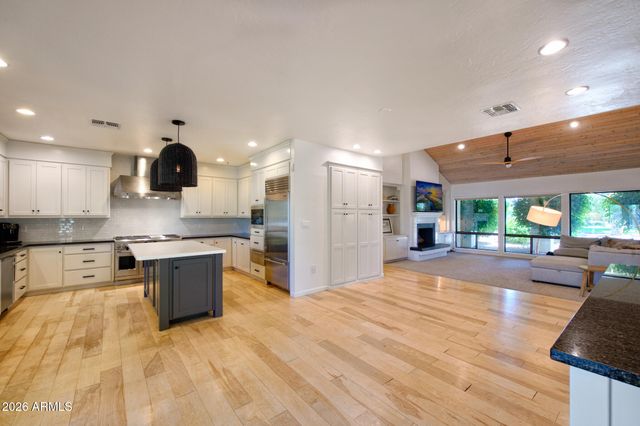 1002 E ACACIA Circle, Litchfield Park, AZ 85340