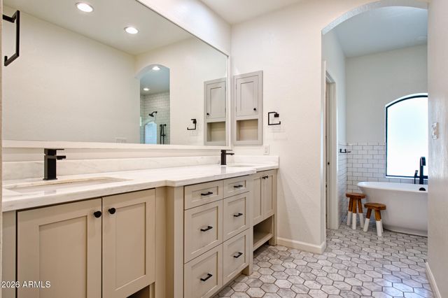 1002 E ACACIA Circle, Litchfield Park, AZ 85340