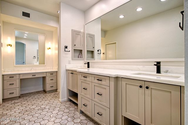 1002 E ACACIA Circle, Litchfield Park, AZ 85340