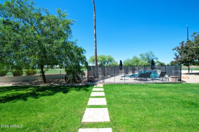 1002 E ACACIA Circle, Litchfield Park, AZ 85340