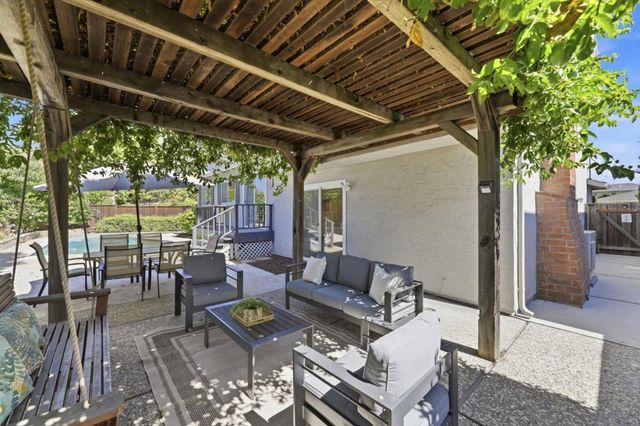127 Park Watson Place, San Jose, CA 95136